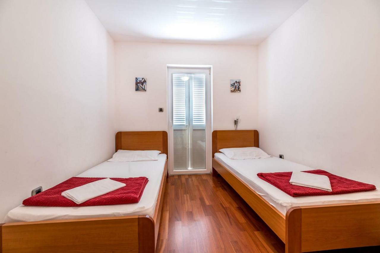Apartments Tanja Baska  Bagian luar foto